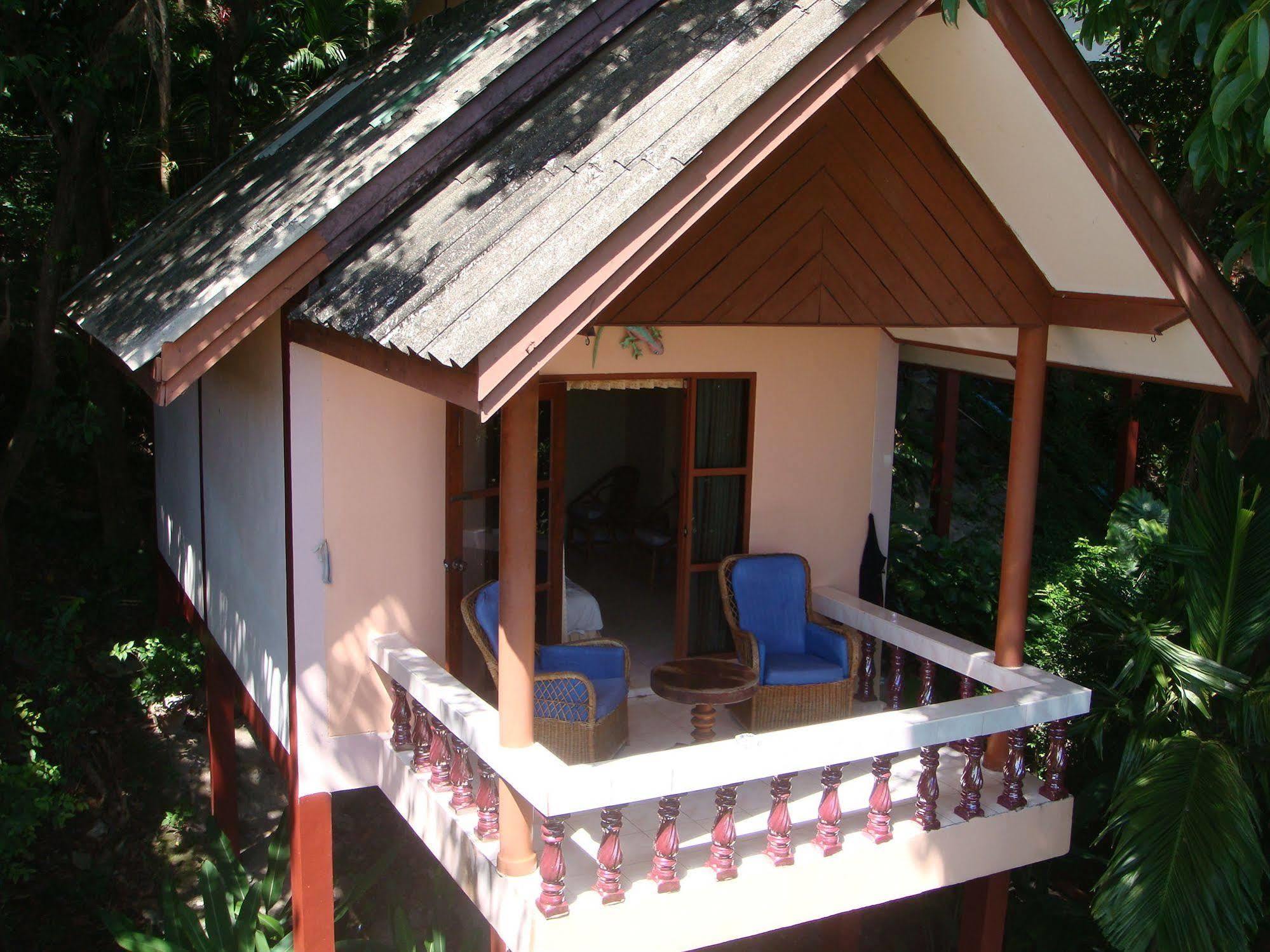 Baan Karon Hill Phuket Resort Exterior photo